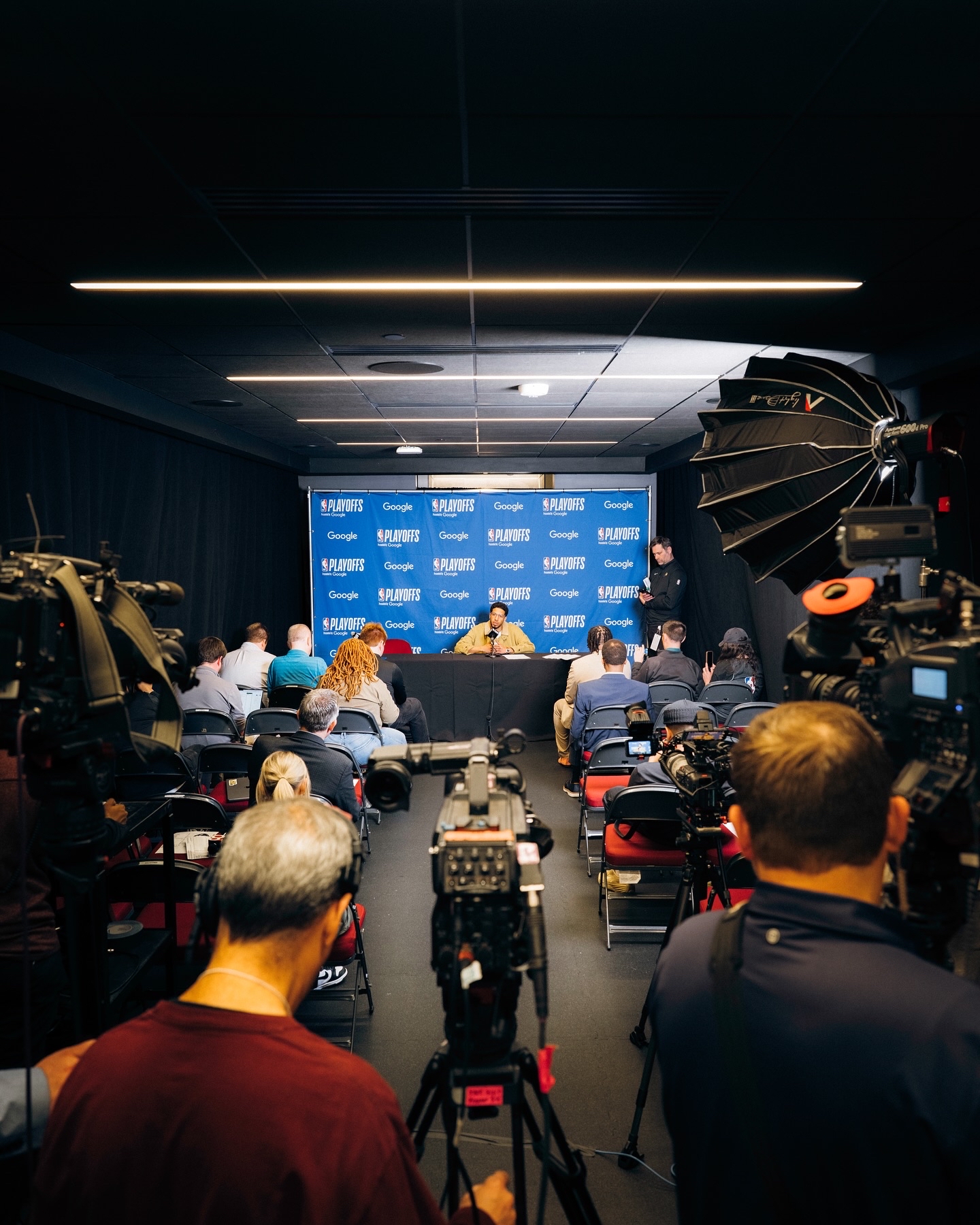 关于印第安纳步行者发布备战花絮,今夜强势反弹,亚冠任务艰巨,资深球员宣示担当的信息爱游戏下载