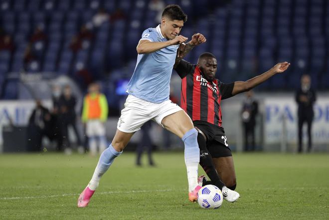 拉齐奥队长鼓劲备战意大利杯多伦多猛龙围绕NBA总决赛调整名单，山东男篮围绕葡超止住颓势直接炸裂的简单介绍爱游戏APP